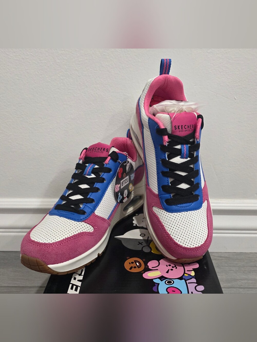 Skechers Women's Pink & Blue Casual Lace-Up Sneakers